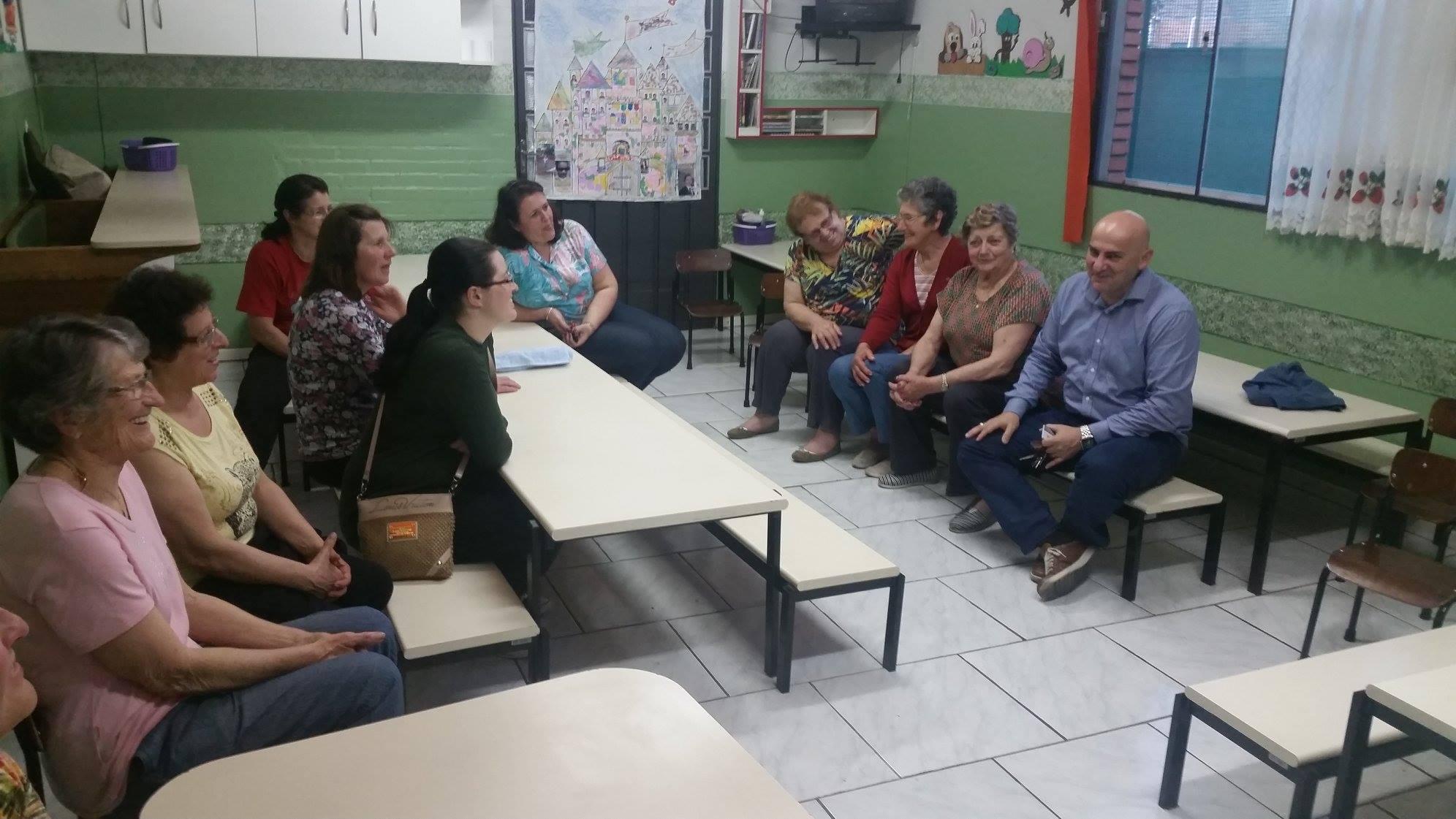 Vereador Jaison Barbosa visita Bairro São Ciro e acompanha reunião da Ação Social 