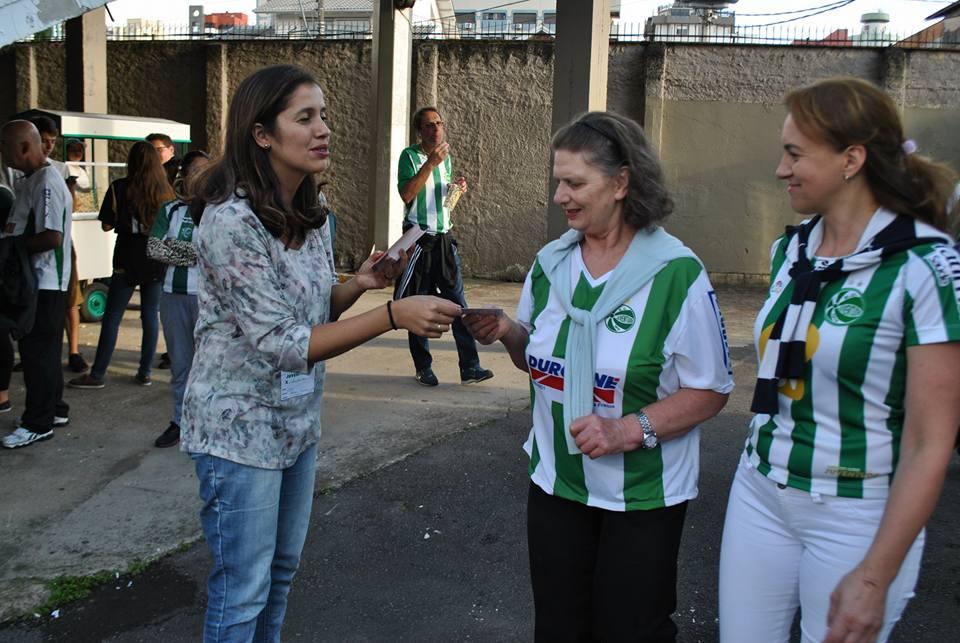 Leia mais sobre Frente Parlamentar pelo Fim da Violência Contra as Mulheres entrega material gráfico em estádios de futebol de Caxias do Sul