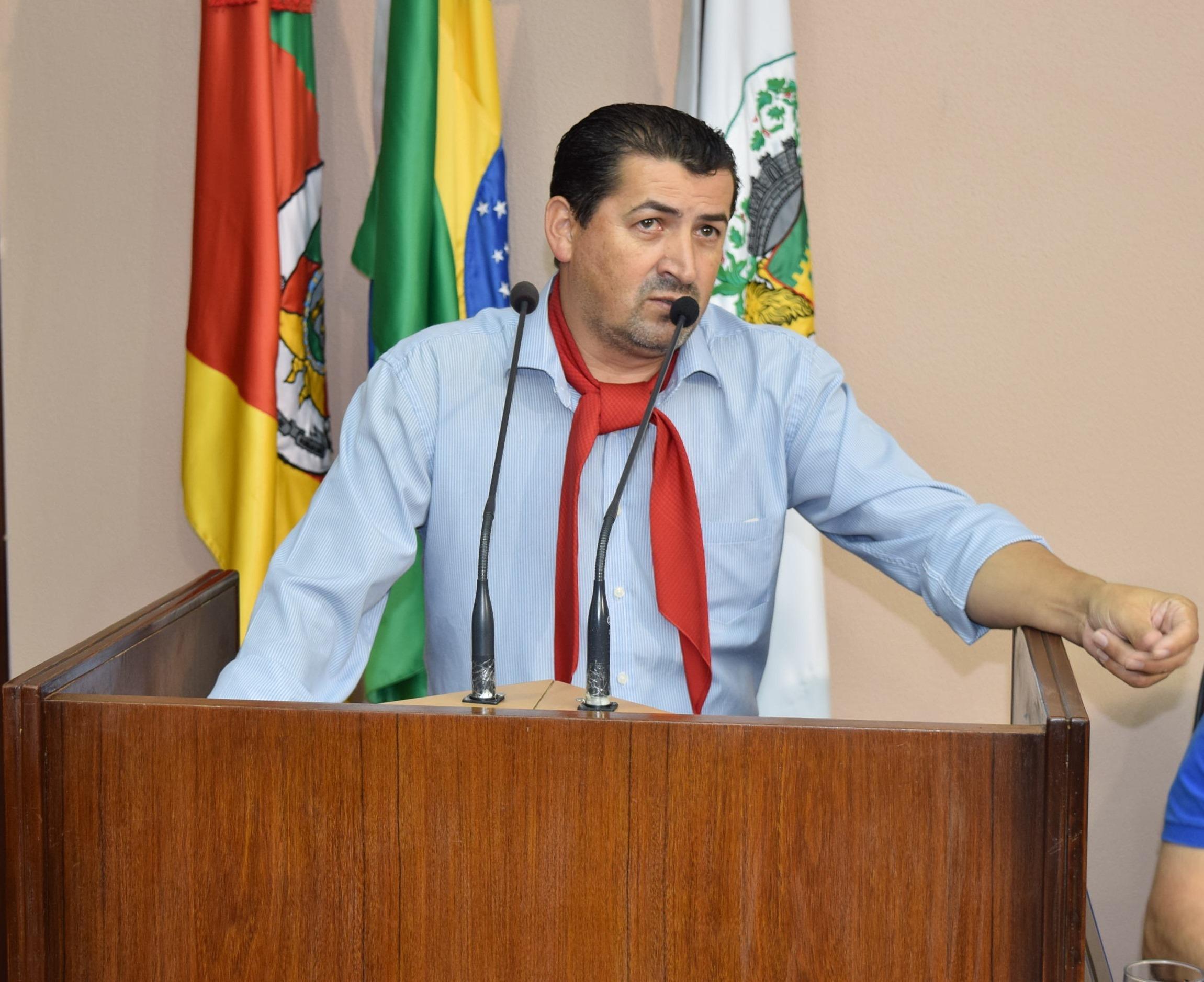 Leia mais sobre Vereador Jó Arse denuncia supostas irregularidades em gabinete de Daniel Guerra