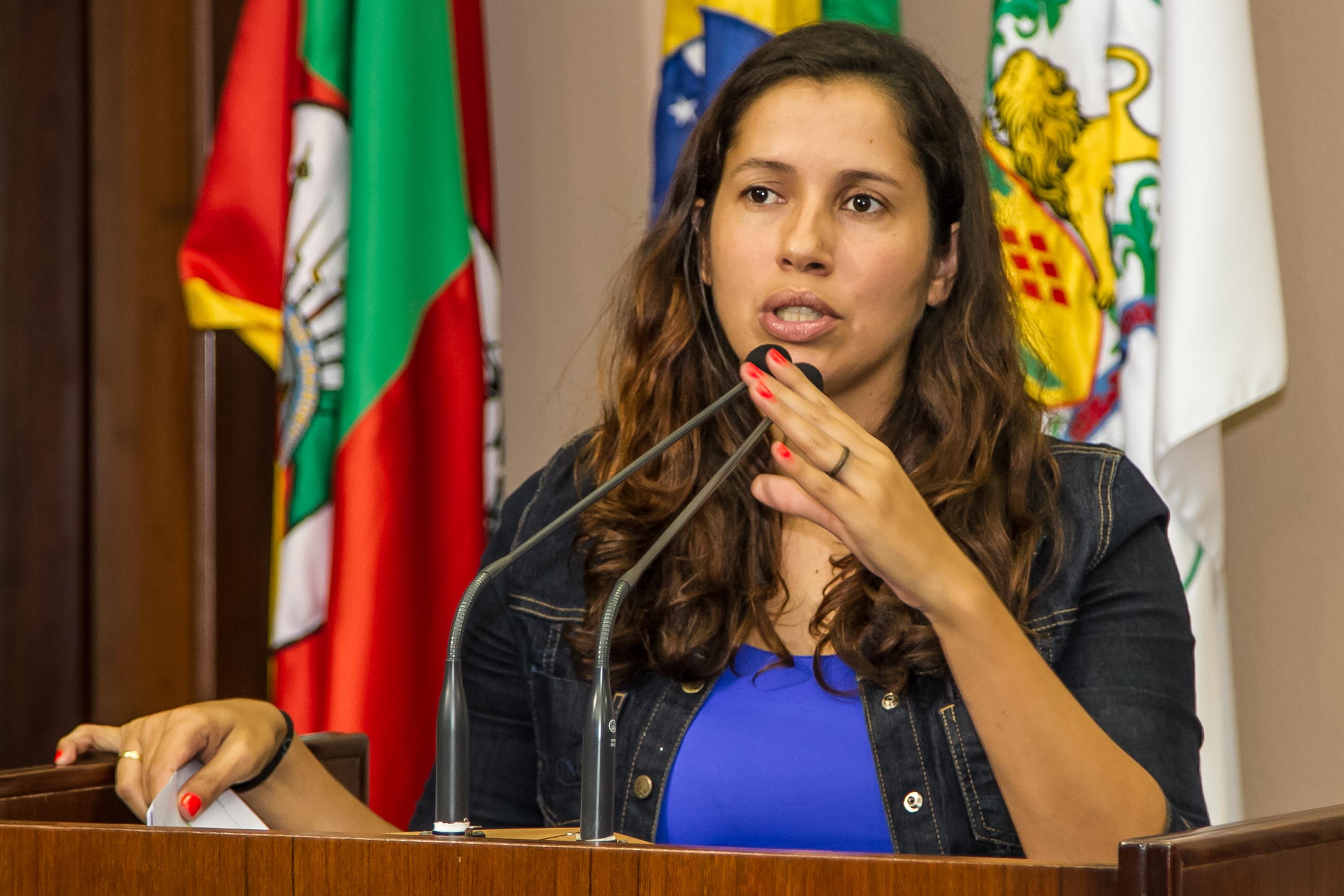 Vereadora Denise Pessôa defende mais estímulos à participação feminina na política