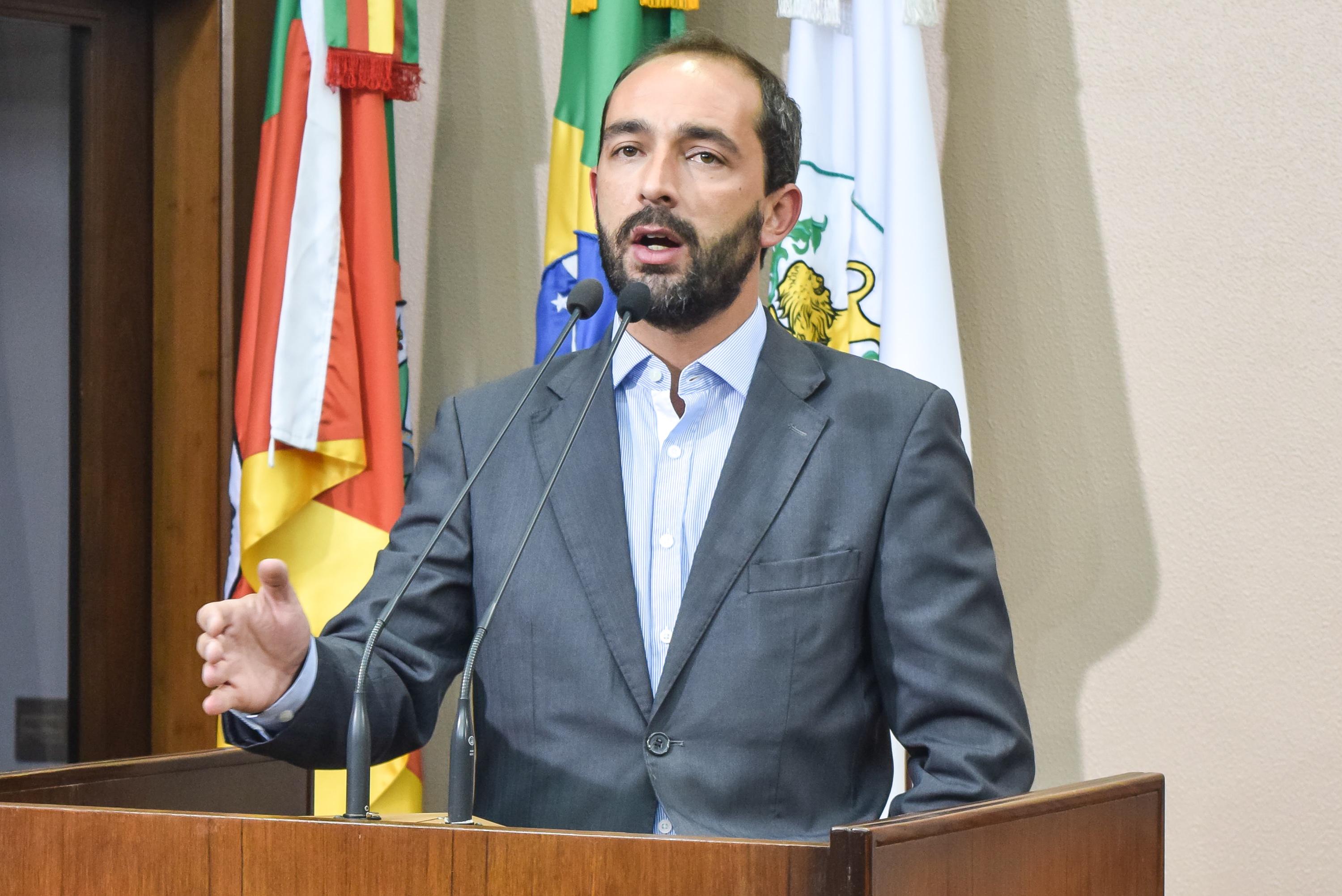 Leia mais sobre Rodrigo Beltrão reitera pedido por reforma administrativa na Prefeitura Municipal