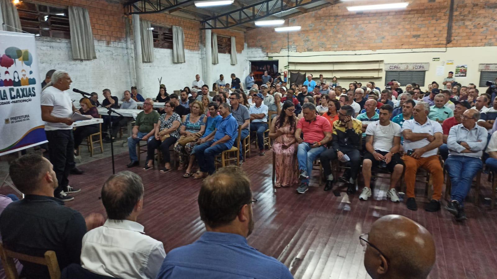 Vereador Clóvis Xuxa participa do "Fala Caxias" região Serrano