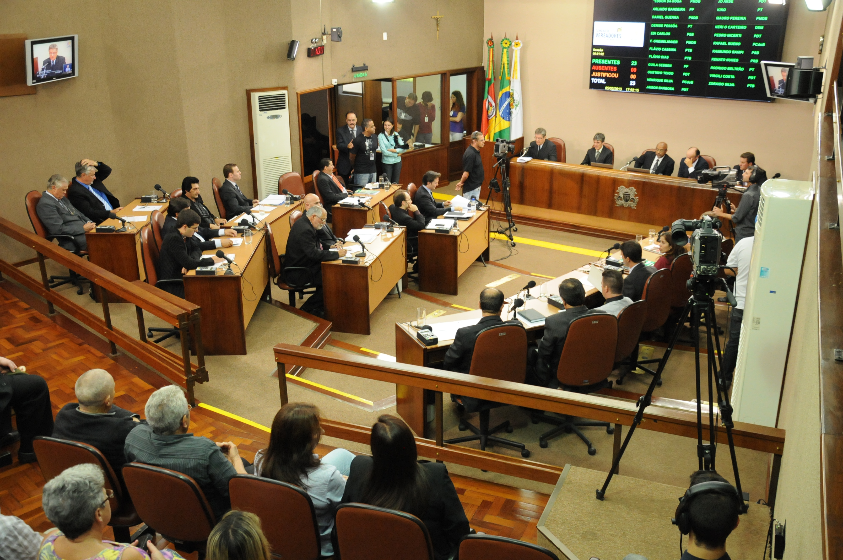 Comissões do Legislativo caxiense têm novos horários de reuniões ordinárias