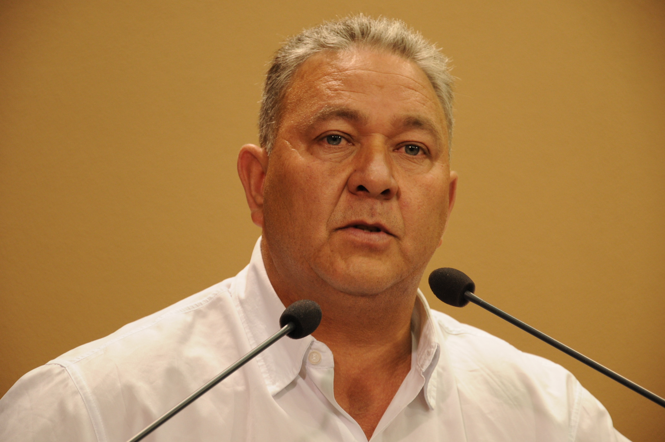 Renato Oliveira critica demora para o fim da greve dos médicos