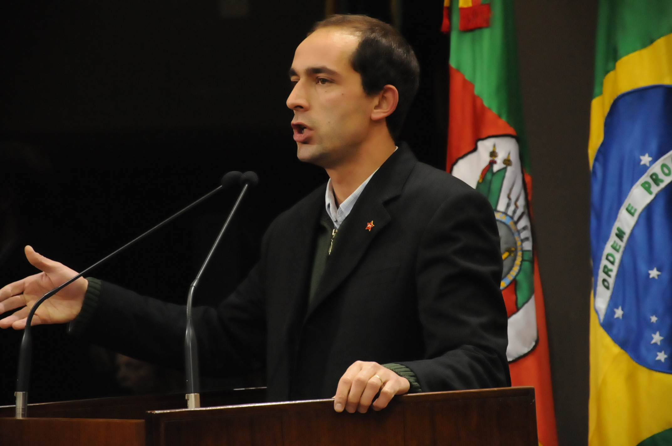 Beltrão defende a sua condução à frente da comissão processante
