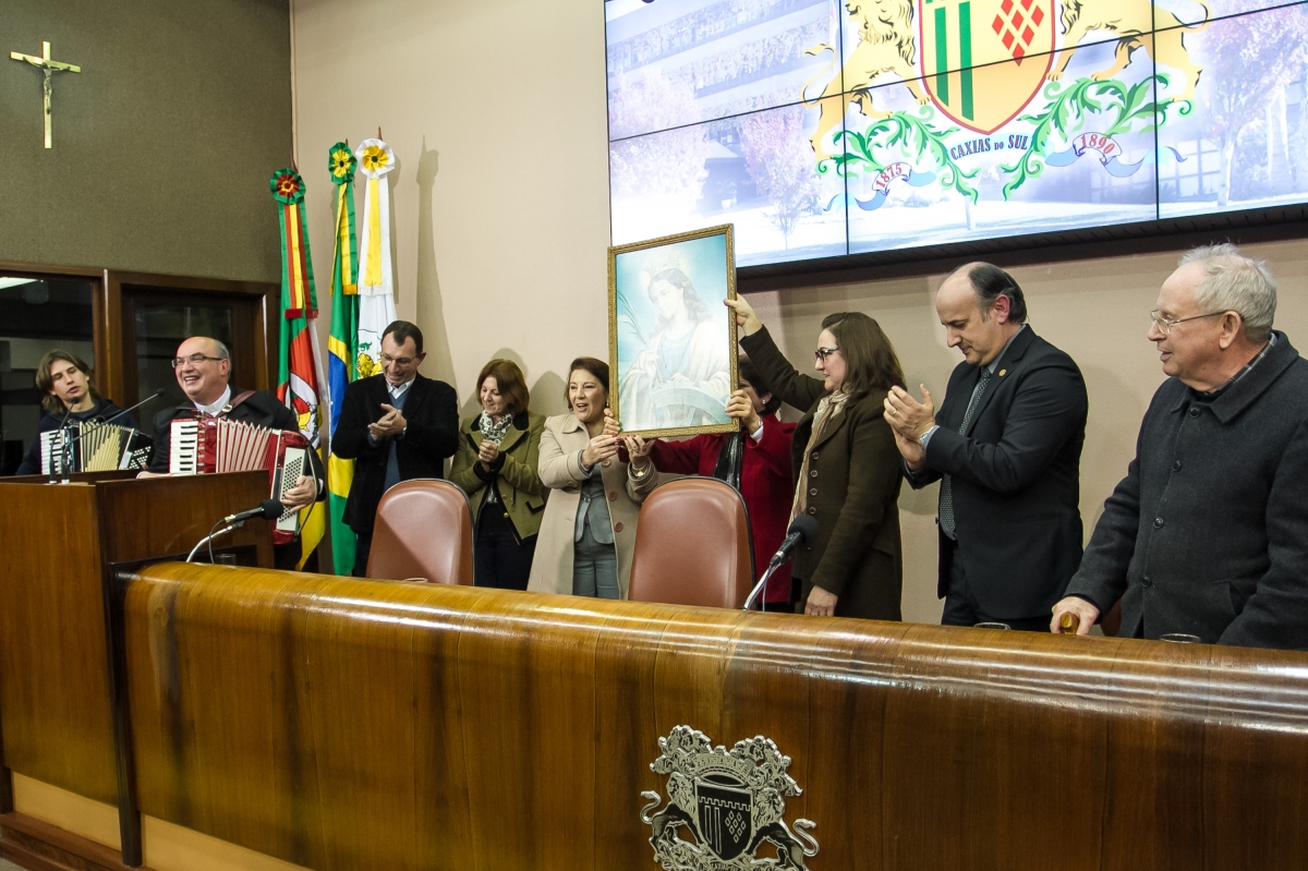 Leia mais sobre Paróquia Santa Catarina é homenageada pela Câmara Municipal pelos 60 anos de história