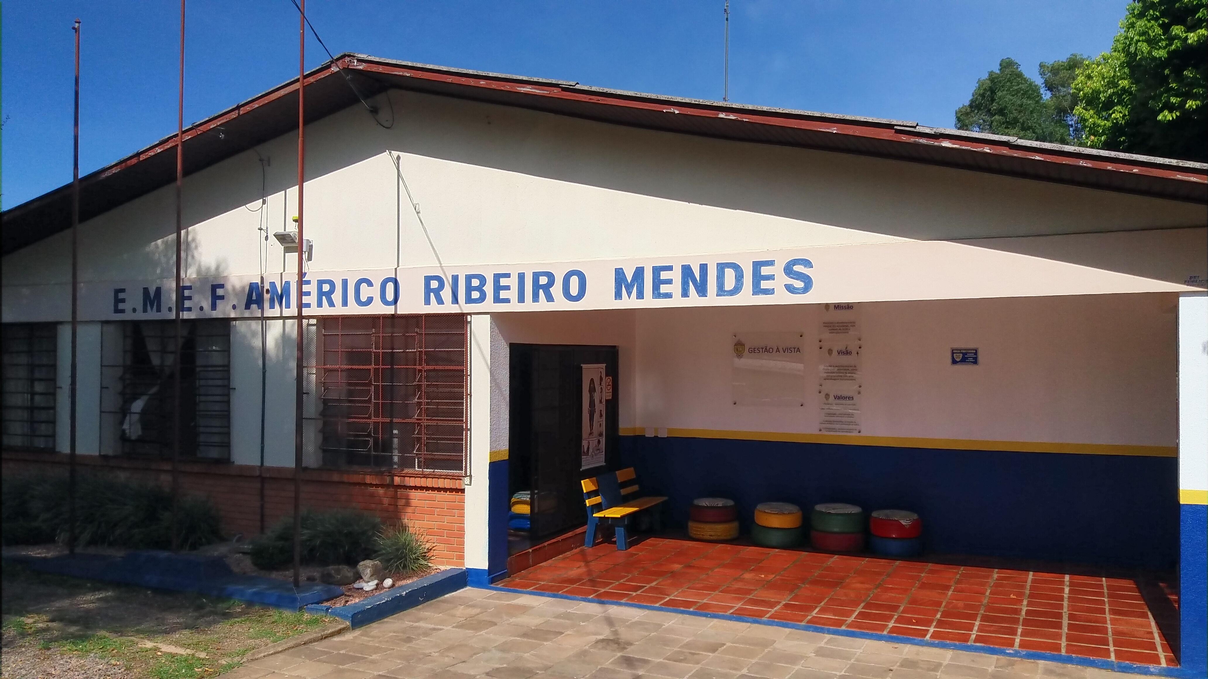 Leia mais sobre Câmara Municipal homenageará os 40 anos da Escola Américo Ribeiro Mendes