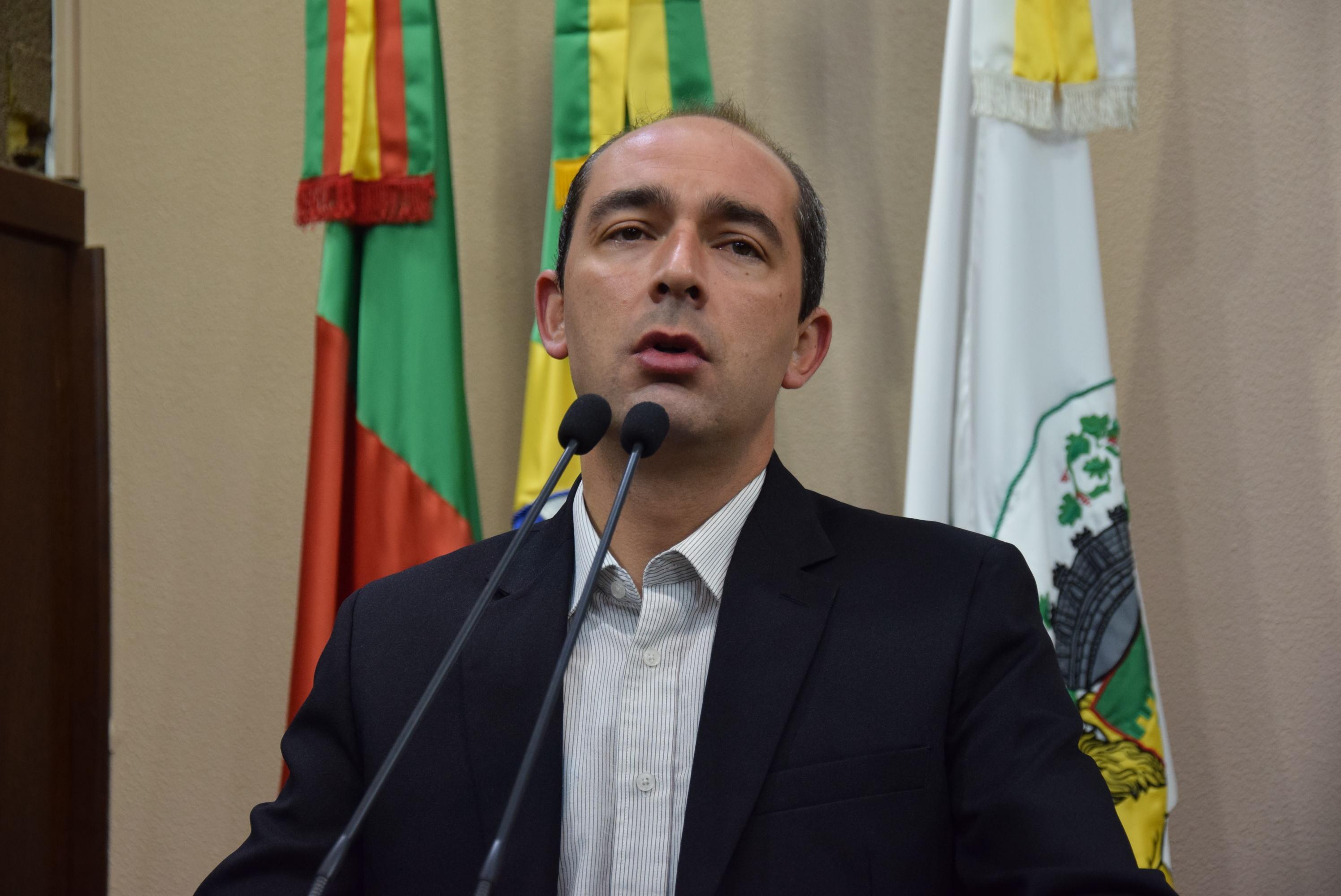 Por iniciativa de Beltrão, dois projetos buscam relação entre Executivo e Legislativo