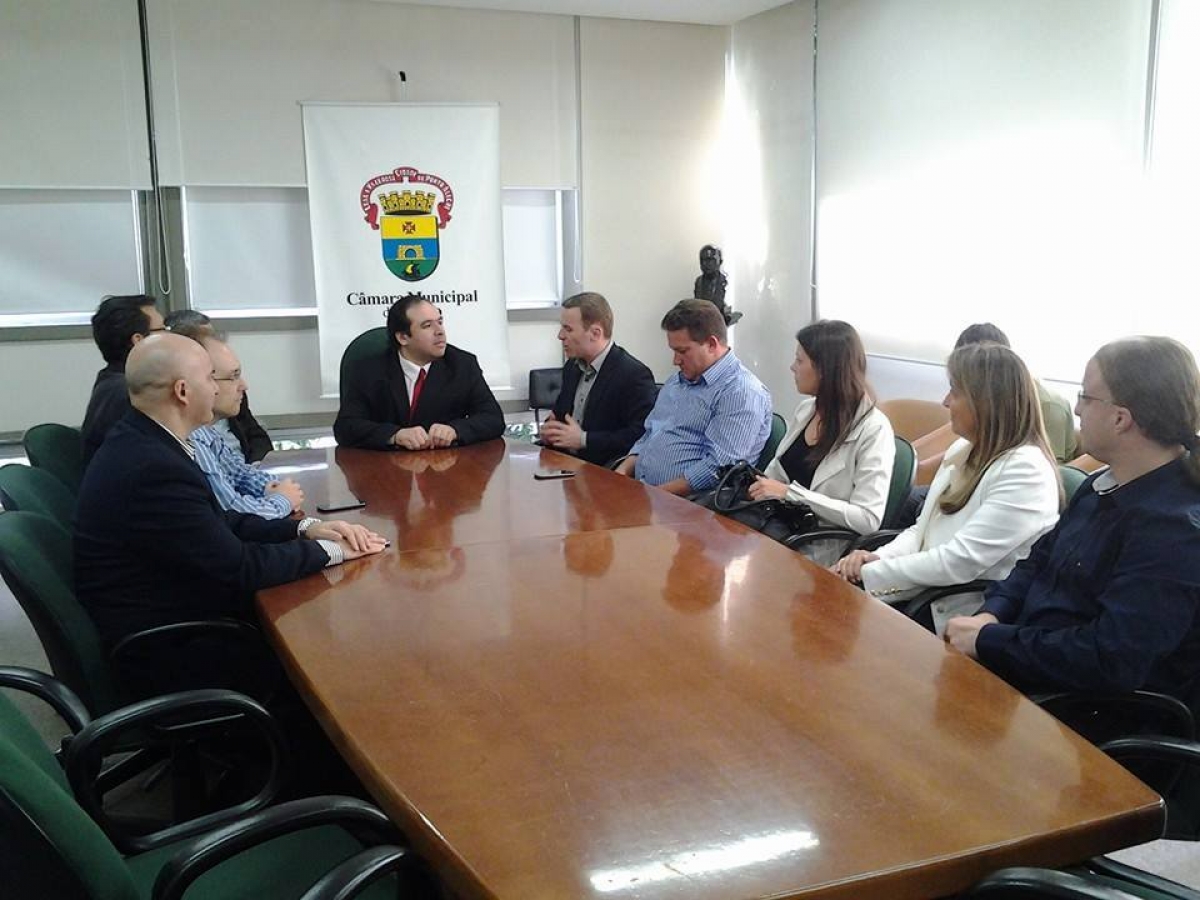 Comissão do Regimento Interno visitou Câmara de Porto Alegre