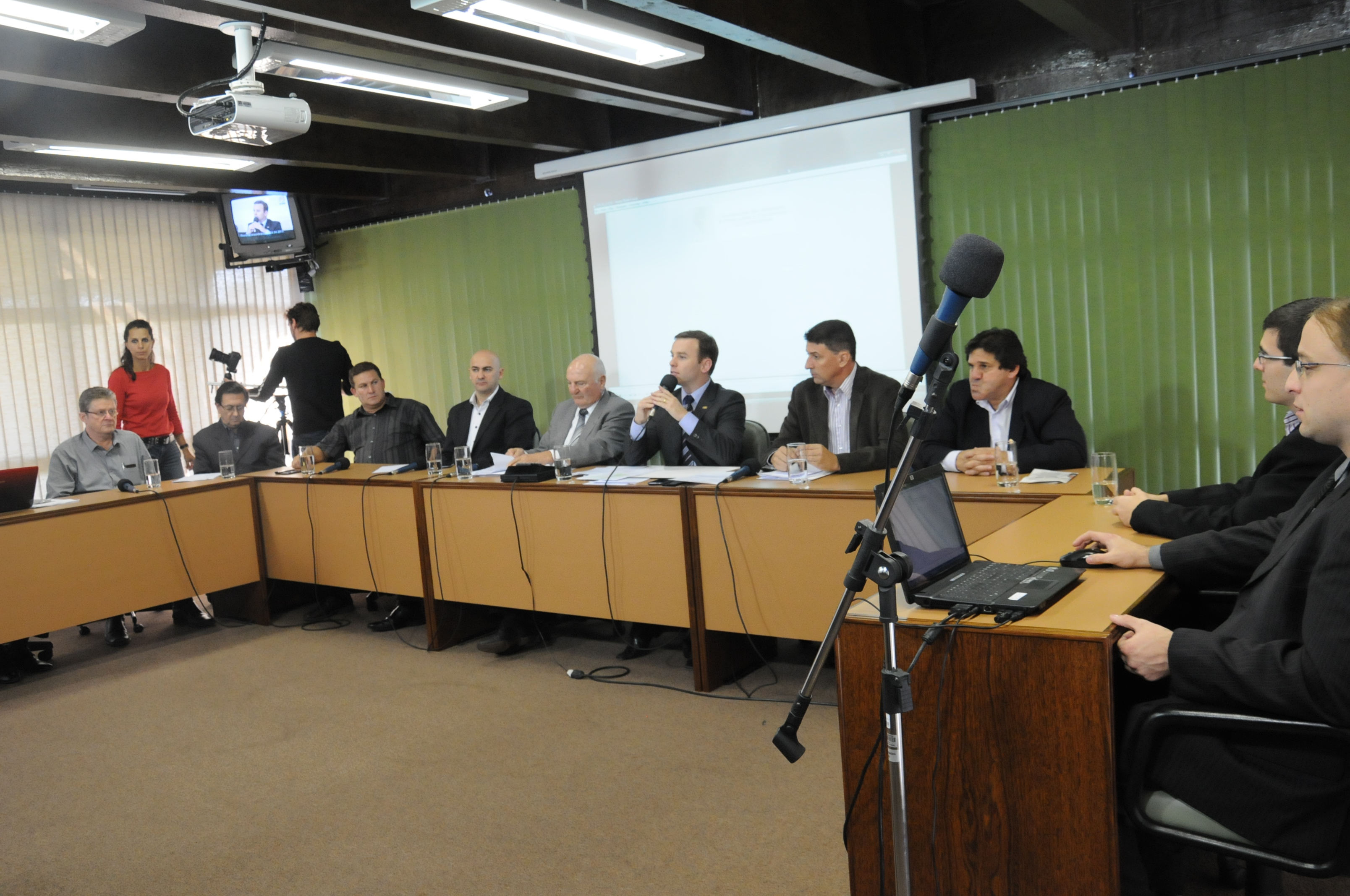 Comissão de Desenvolvimento Econômico debate sobre o projeto do Trem Regional