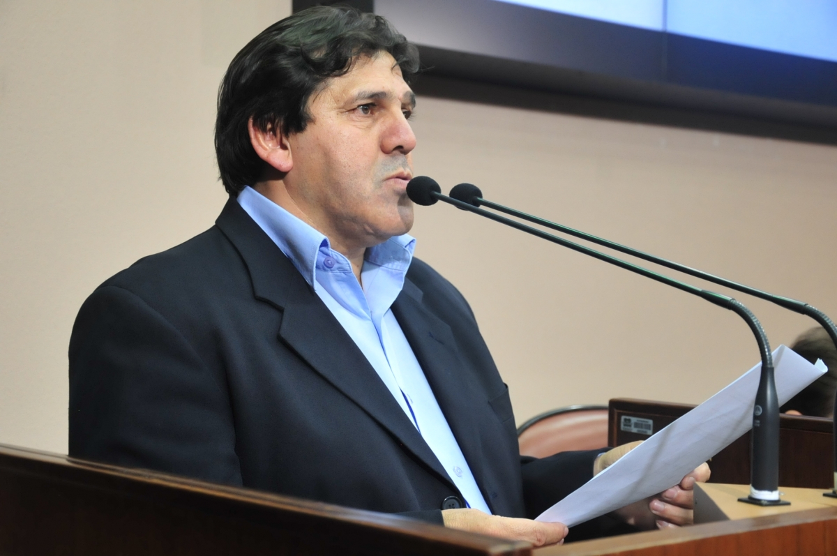 Leia mais sobre Henrique Silva e outros vereadores lamentam a morte do ex-governador Eduardo Campos
