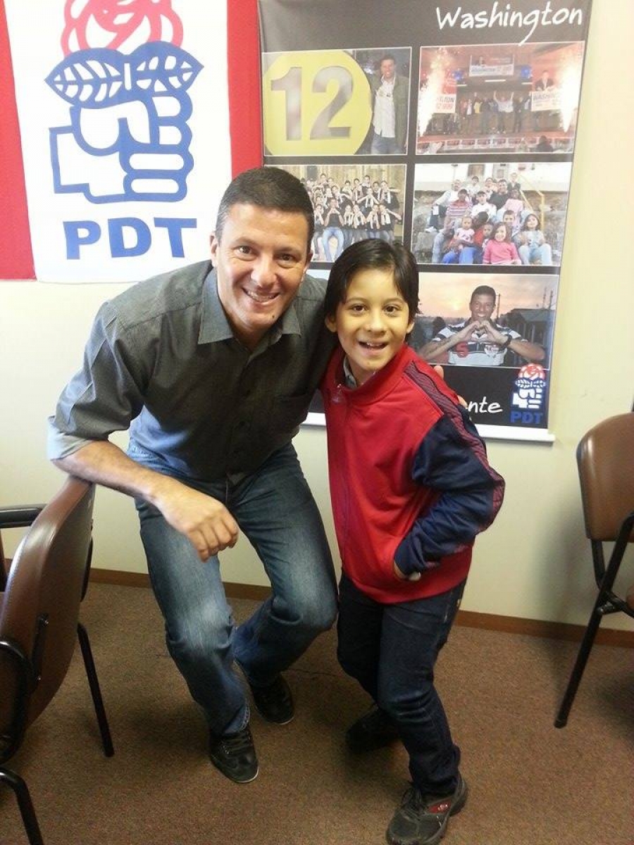 Vereador Washington recebe visita do menino Getúlio Felipe Fernandes da Silva