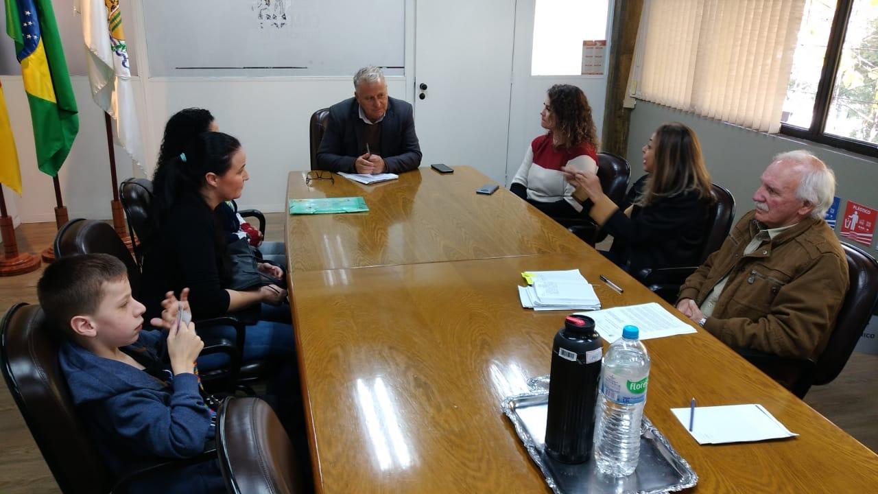 Camillis participa de reunião com representantes do MOAB