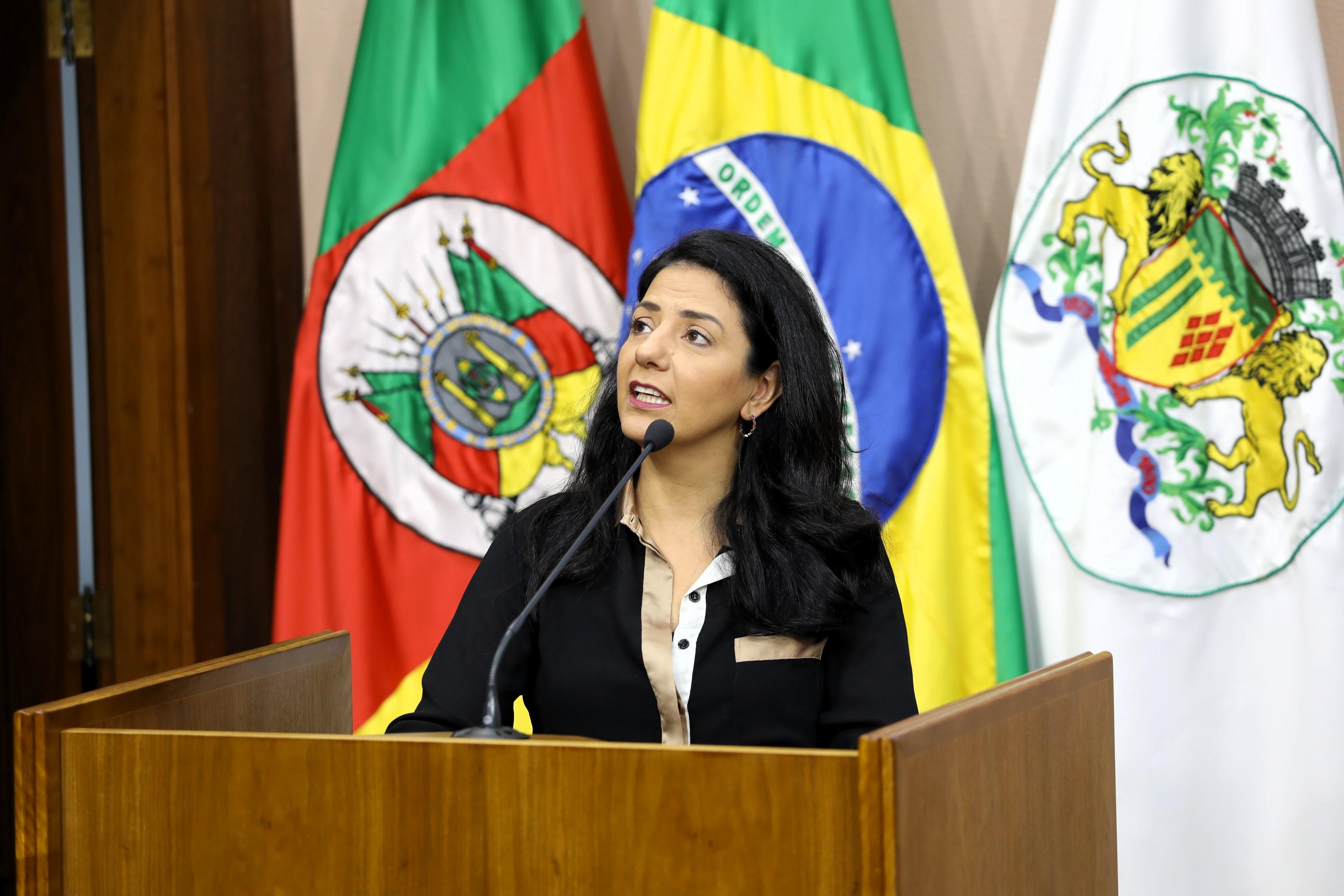 Marisol Santos sugere destinar imposto de renda retido a fundos municipais