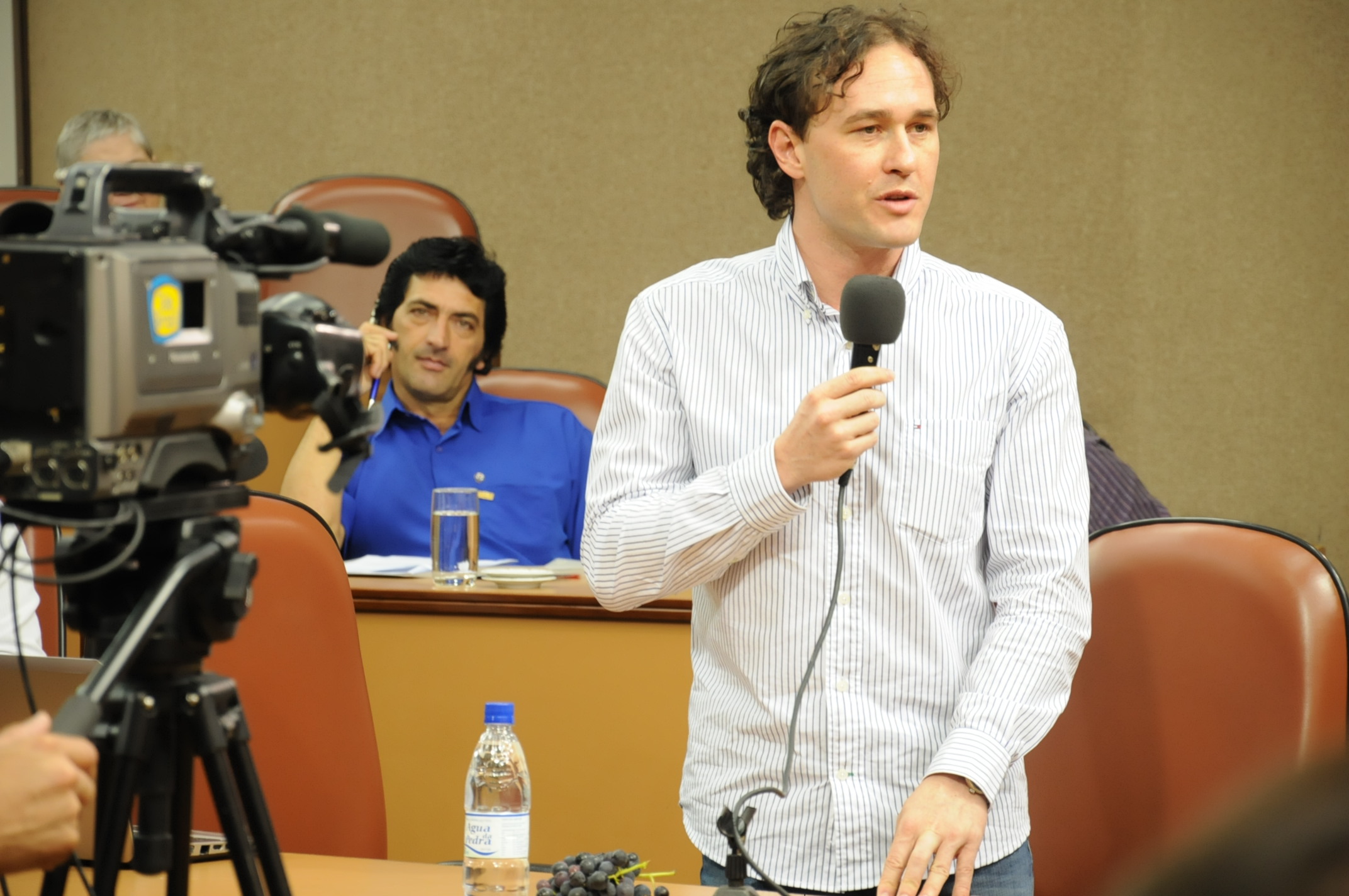 Vinicius participa de audiência da SMTTM